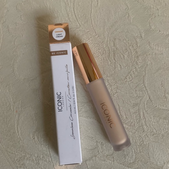 Iconic London Seamless Concealer in Light Cream BNIB - Picture 1 of 9
